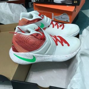 Kyrie brand new